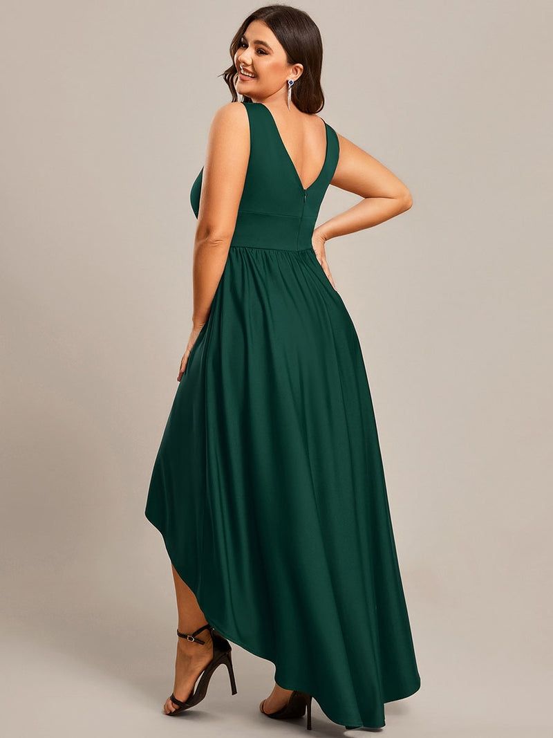Plus Size 16 Homecoming Plunge Emerald Green Mermaid Dress on Queenly