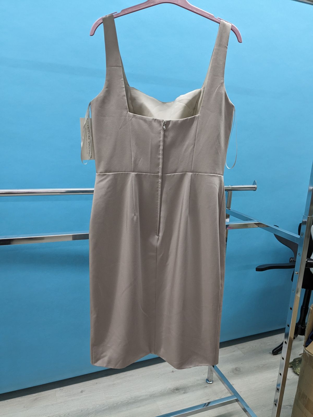 Allure Size 14 Silver Cocktail Dress on Queenly