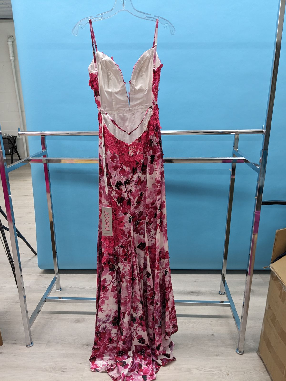 Jovani Size 2 Pink Side Slit Dress on Queenly