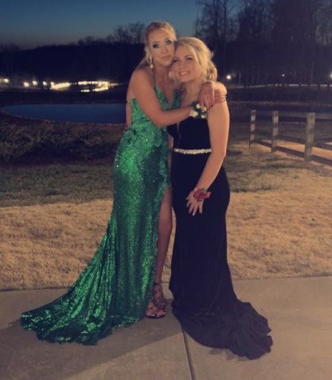 Jovani Size 2 Prom Green Side Slit Dress on Queenly