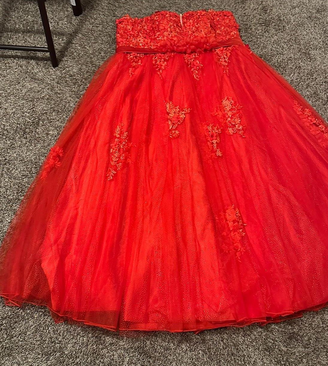 Plus Size 24 Strapless Red Ball Gown on Queenly
