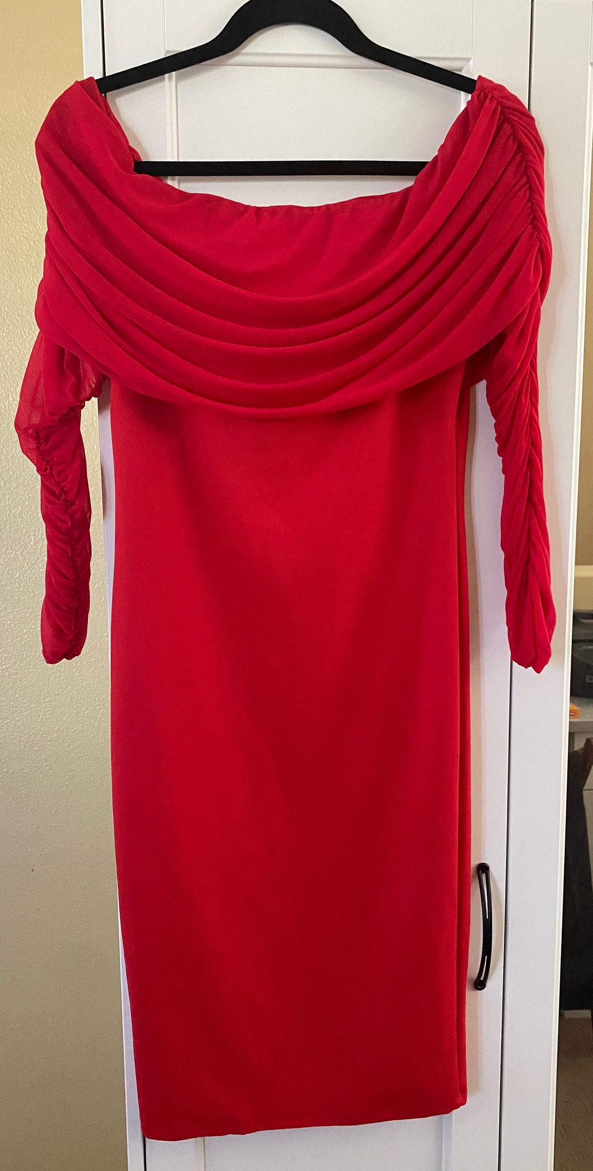 Fashion Nova Size L Nightclub Off The Shoulder Red Cocktail Dress on Queenly