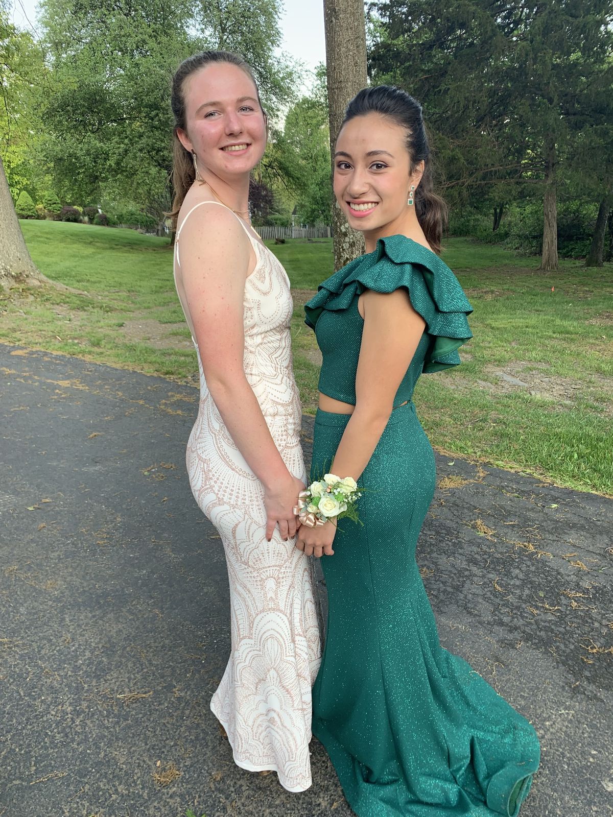 Jovani Size 4 Prom Green Mermaid Dress on Queenly