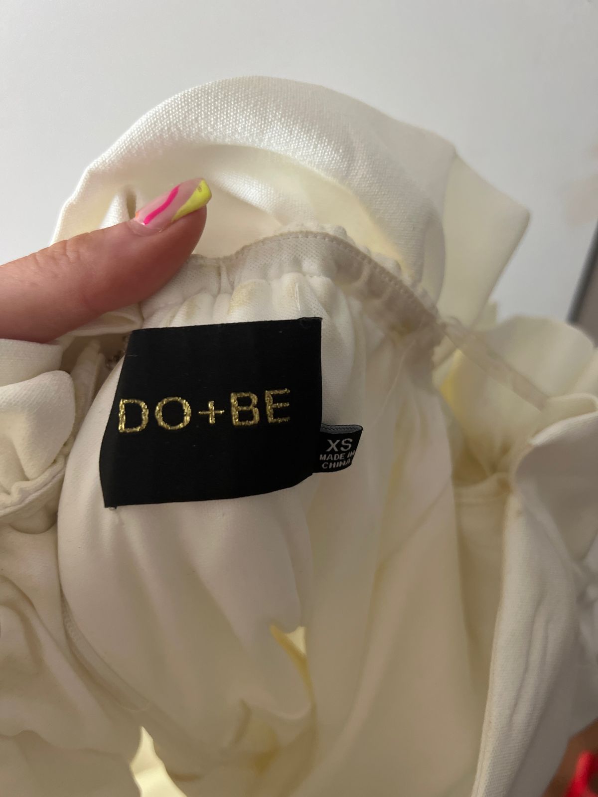 Do+be Size XS Homecoming Off The Shoulder White Cocktail Dress on Queenly