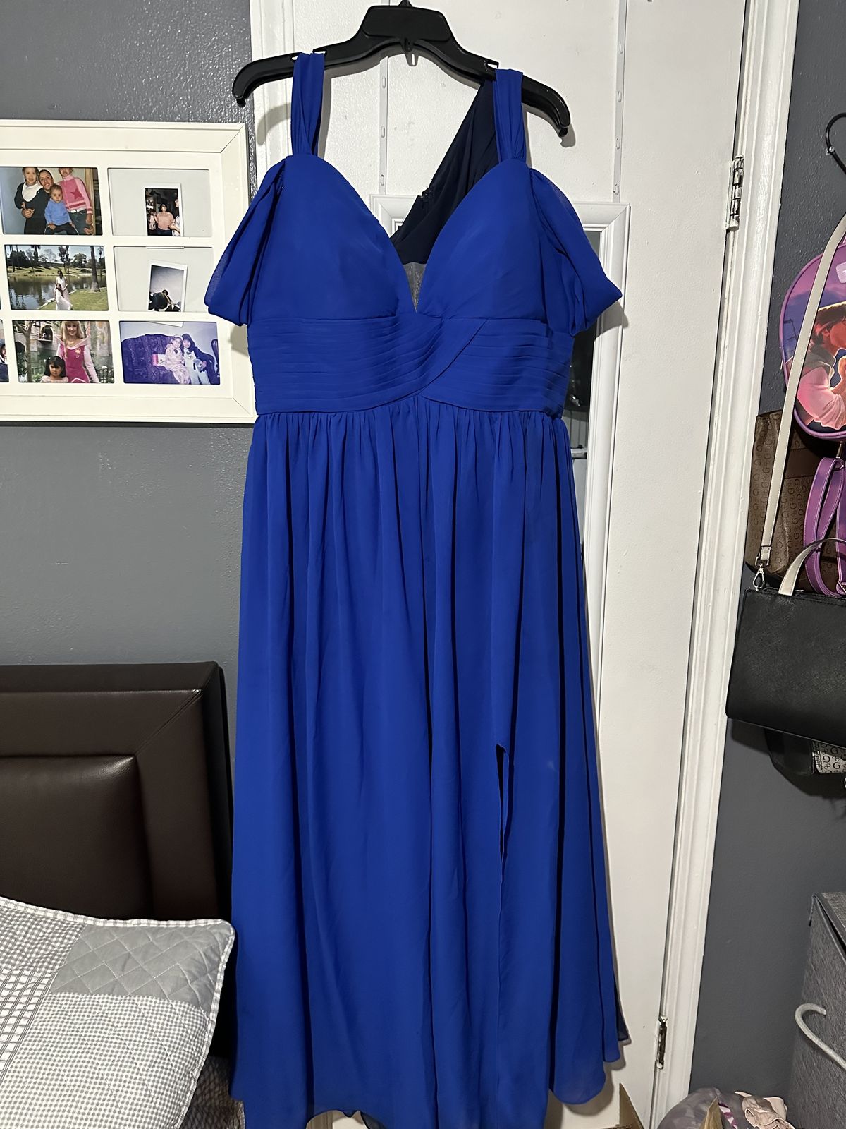 Plus Size 18 Bridesmaid Off The Shoulder Blue A-line Dress on Queenly