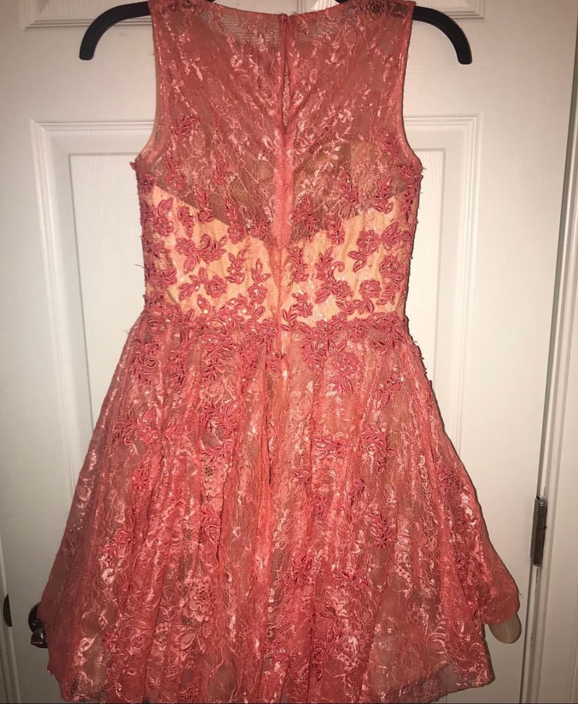 La Femme Size 0 High Neck Pink Cocktail Dress on Queenly