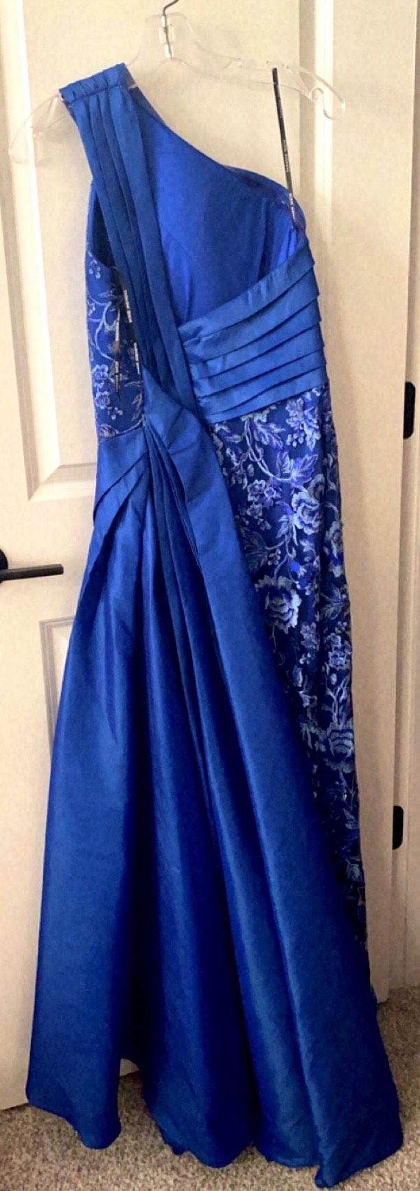 Style BRX19908LX Tadashi Shoji Size 4 Pageant One Shoulder Blue Dress With Train on Queenly