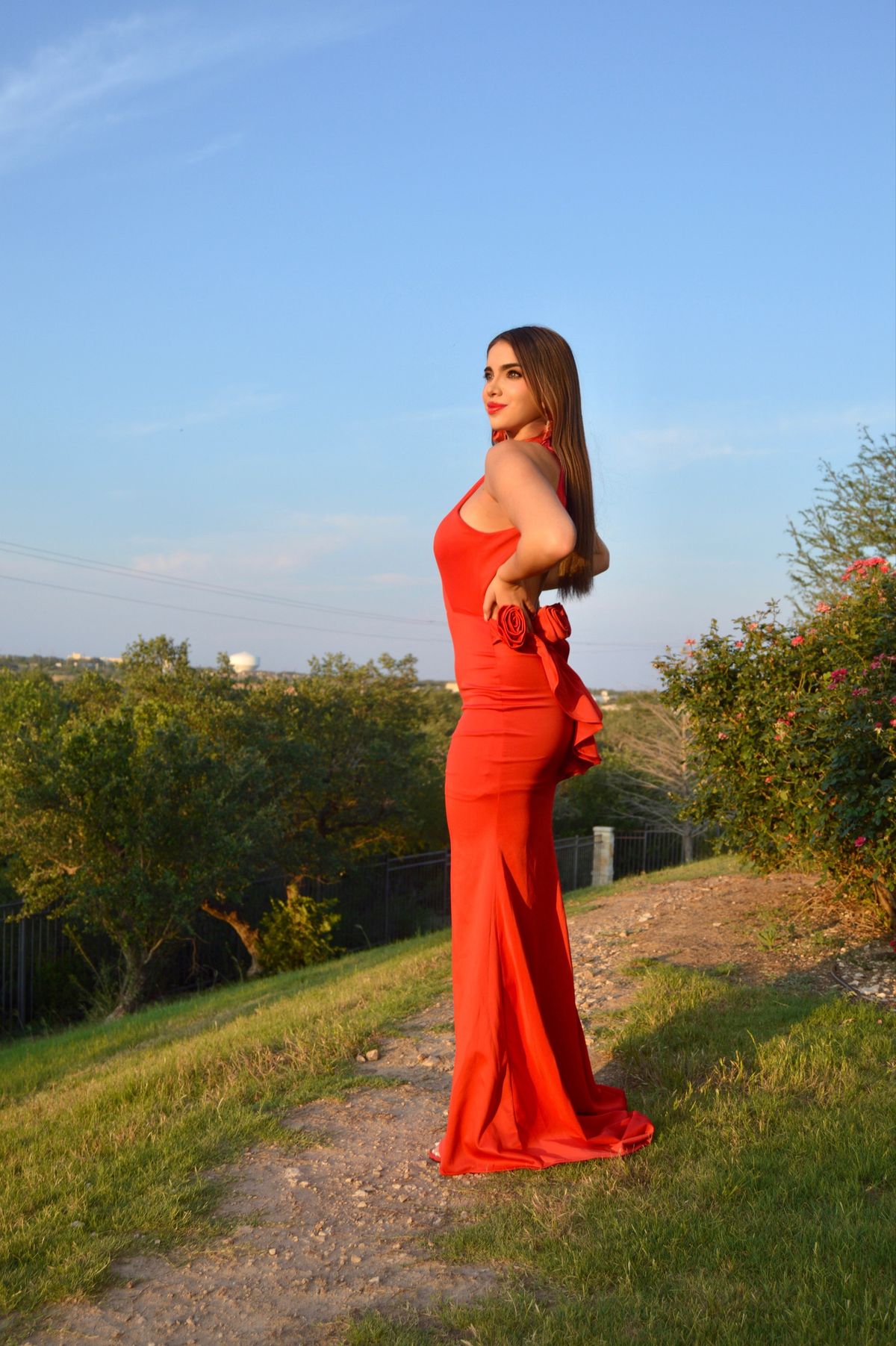 Size M Prom High Neck Red Mermaid Dress on Queenly