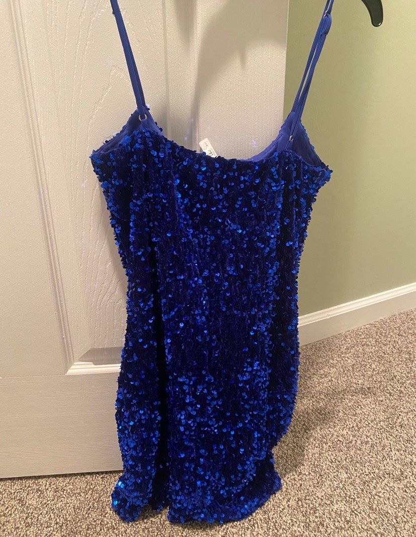 Lucy In The Sky Size M Homecoming Blue Cocktail Dress on Queenly