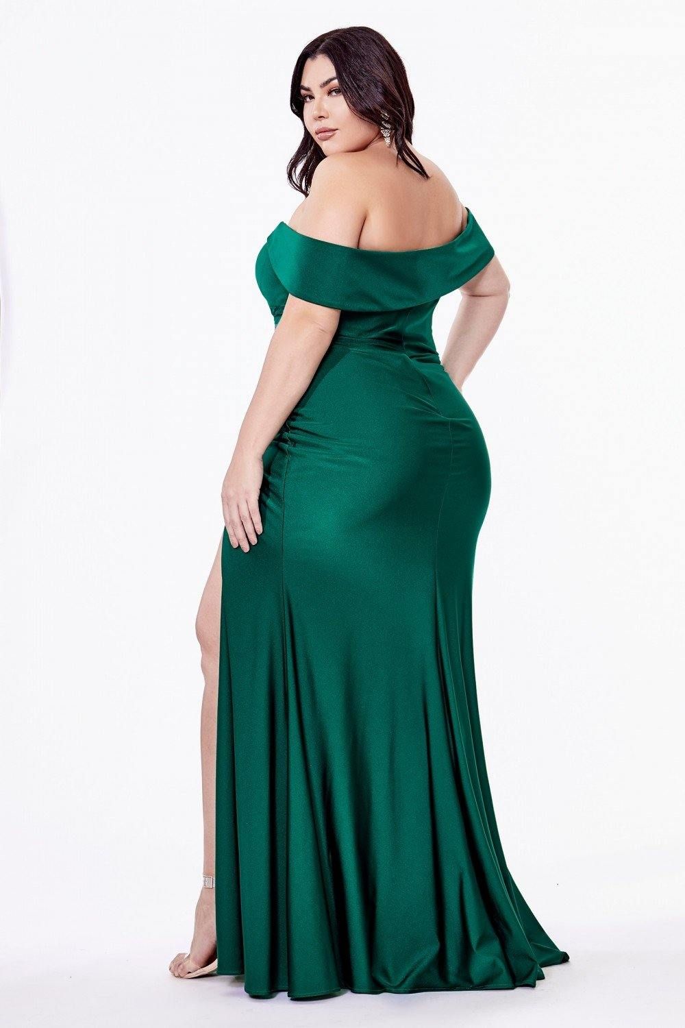 Style CDKV1050 Cinderella Divine Plus Size 18 Off The Shoulder Emerald Green Side Slit Dress on Queenly