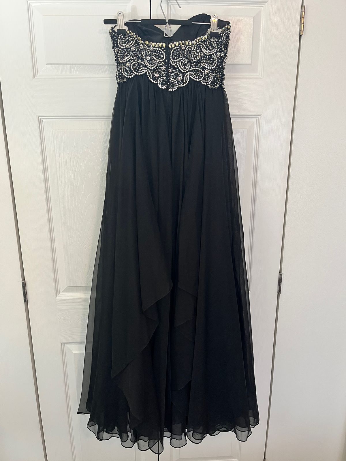 Sherri Hill Size 2 Prom Strapless Sequined Black Floor Length Maxi on Queenly