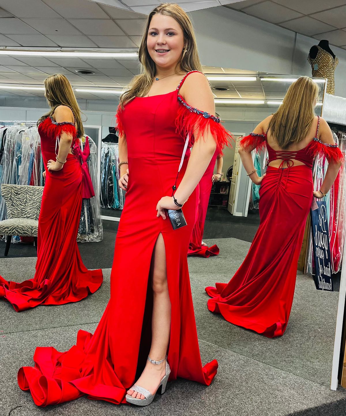 Style Idk Amarra Size 10 Prom Off The Shoulder Red A-line Dress on Queenly