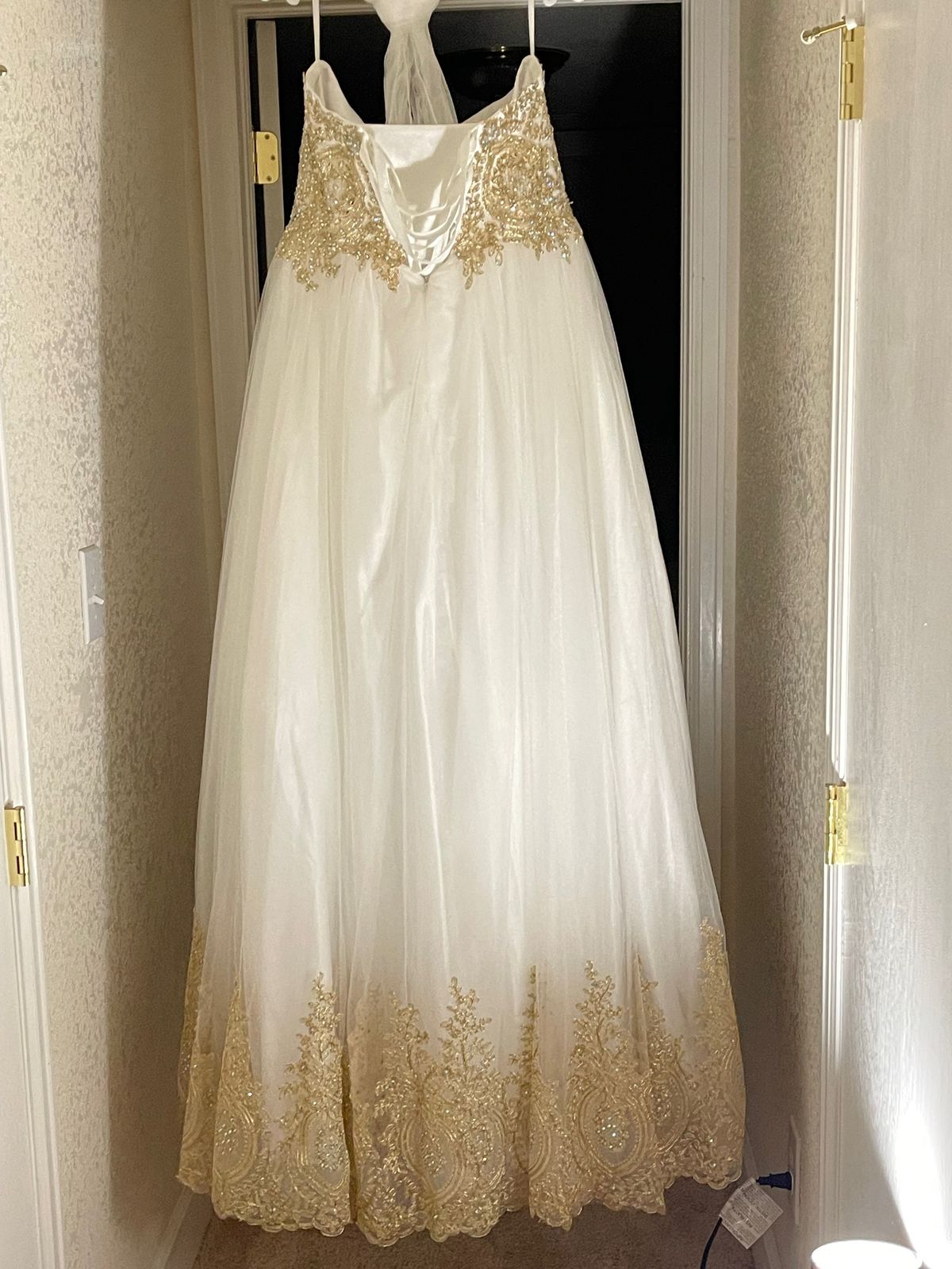 Size XL Wedding Strapless Lace White Floor Length Maxi on Queenly