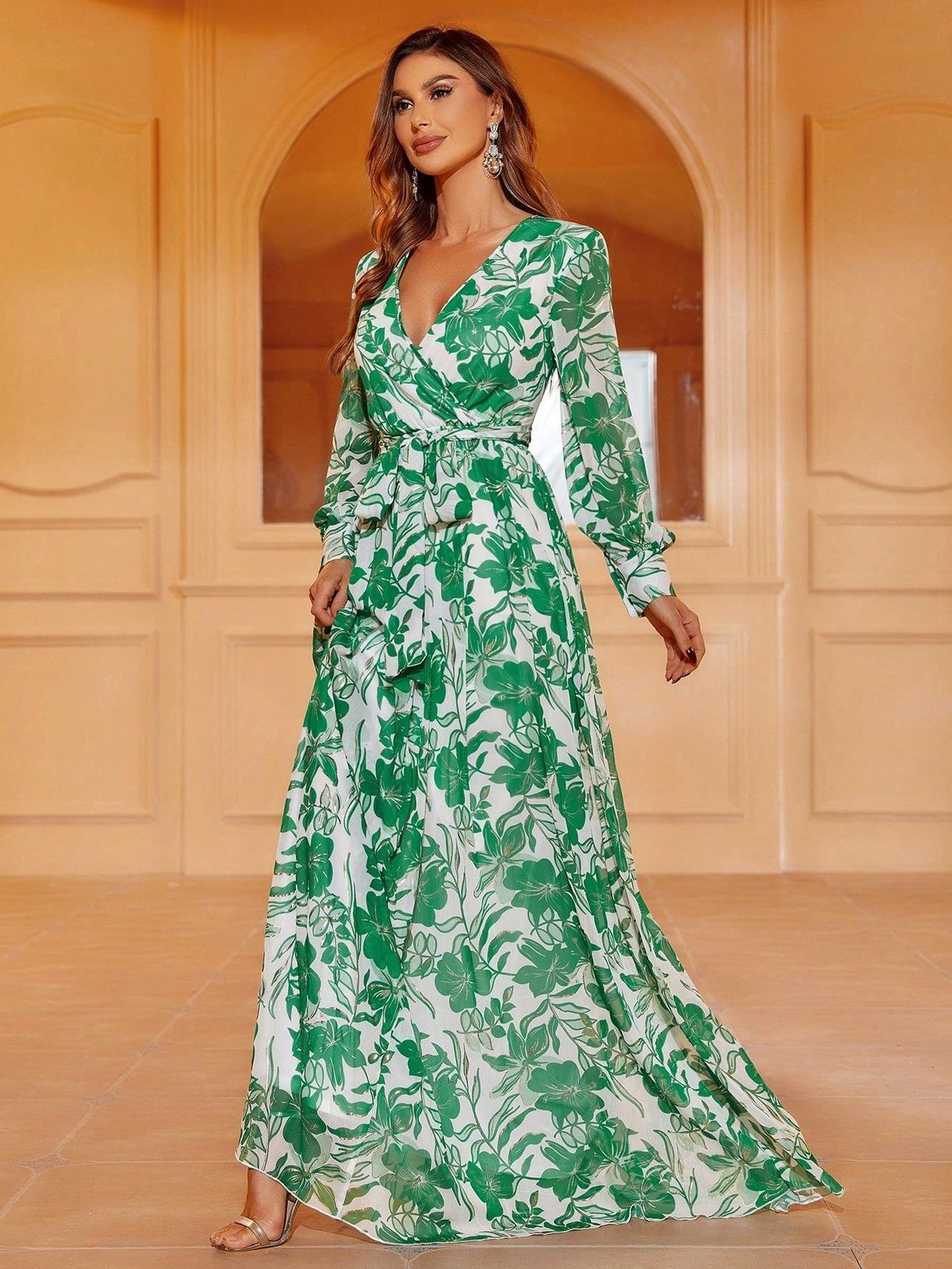 Style FSWD1660 Faeriesty Size S Long Sleeve Floral Green Floor Length Maxi on Queenly
