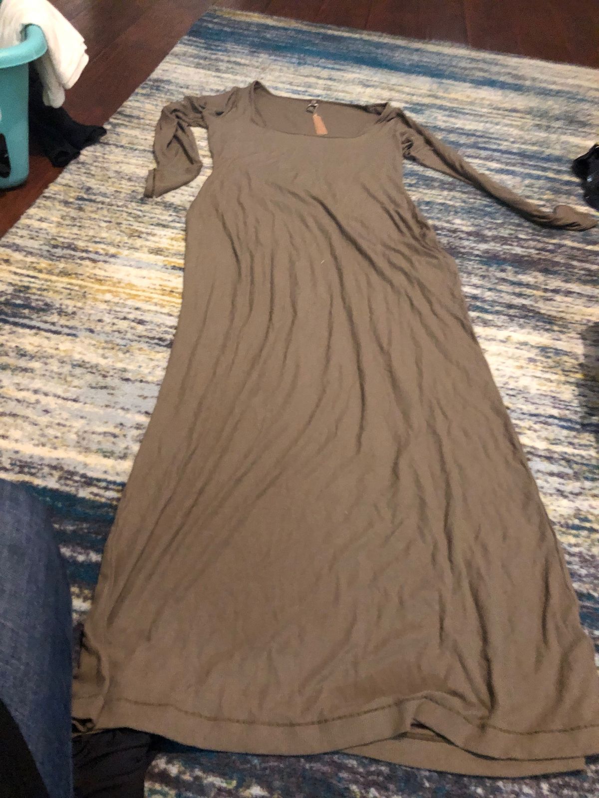 Skims Size 3X Prom Long Sleeve Brown A-line Dress on Queenly