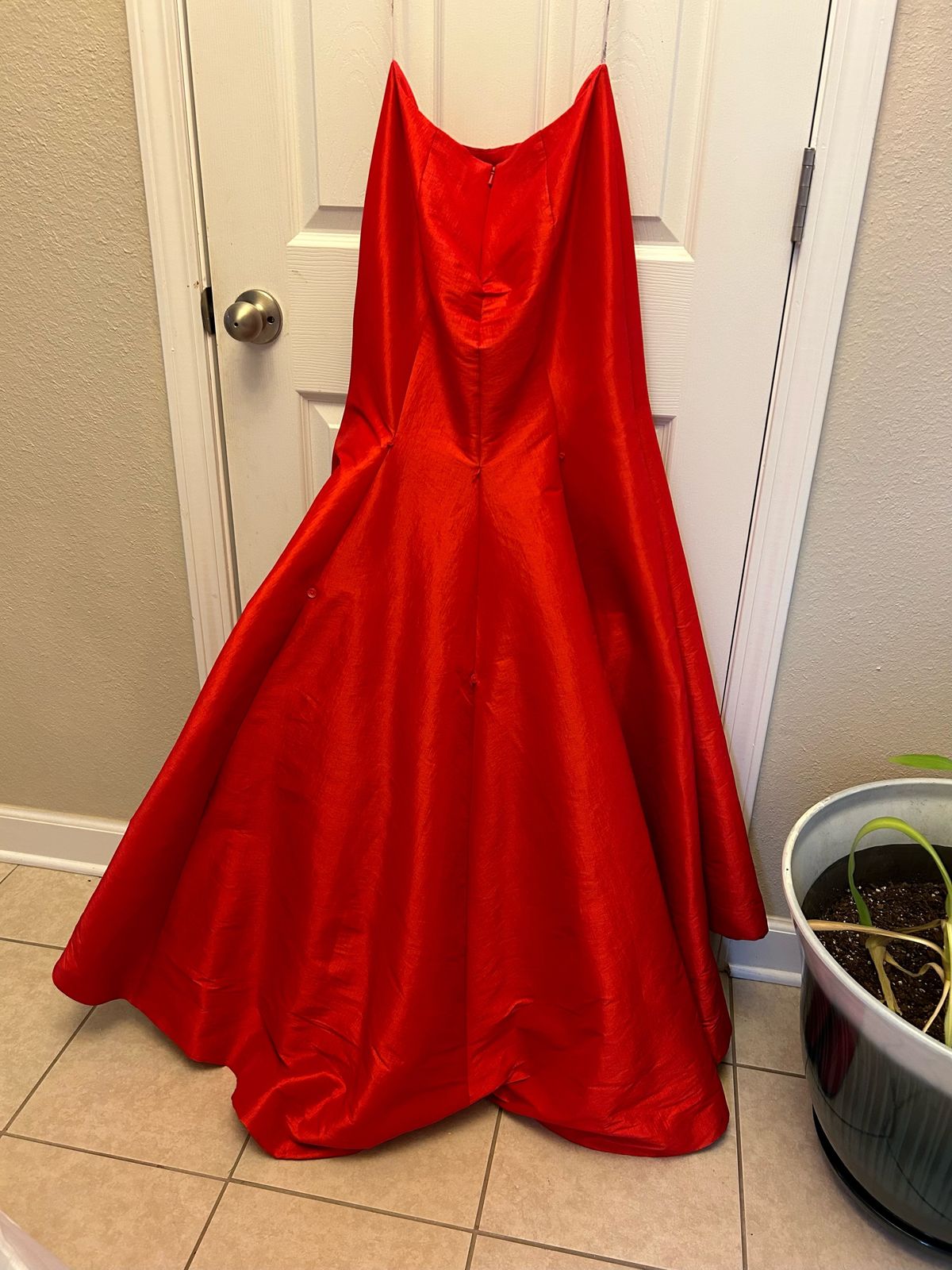 Tiffany Designs Size 6 Prom Red Mermaid Dress on Queenly
