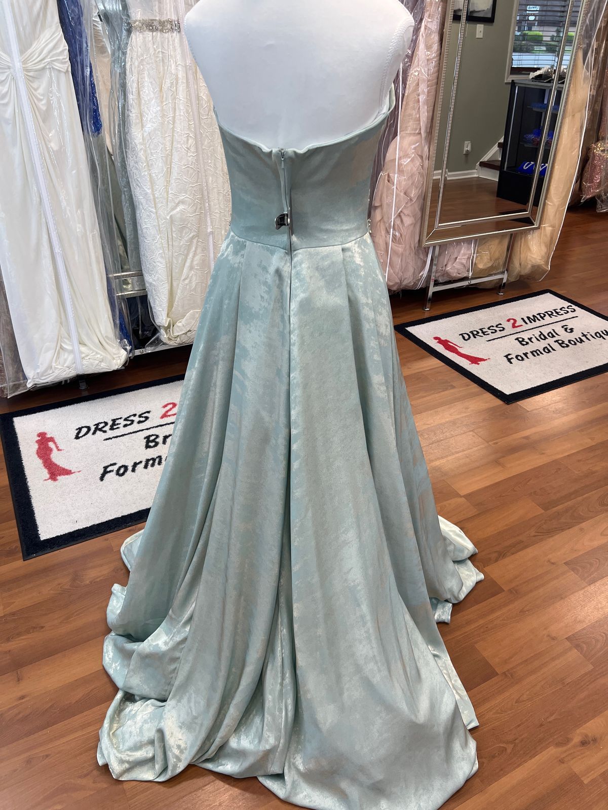 Style 2011M2127 Terani Couture Size 6 Prom Strapless Green Ball Gown on Queenly