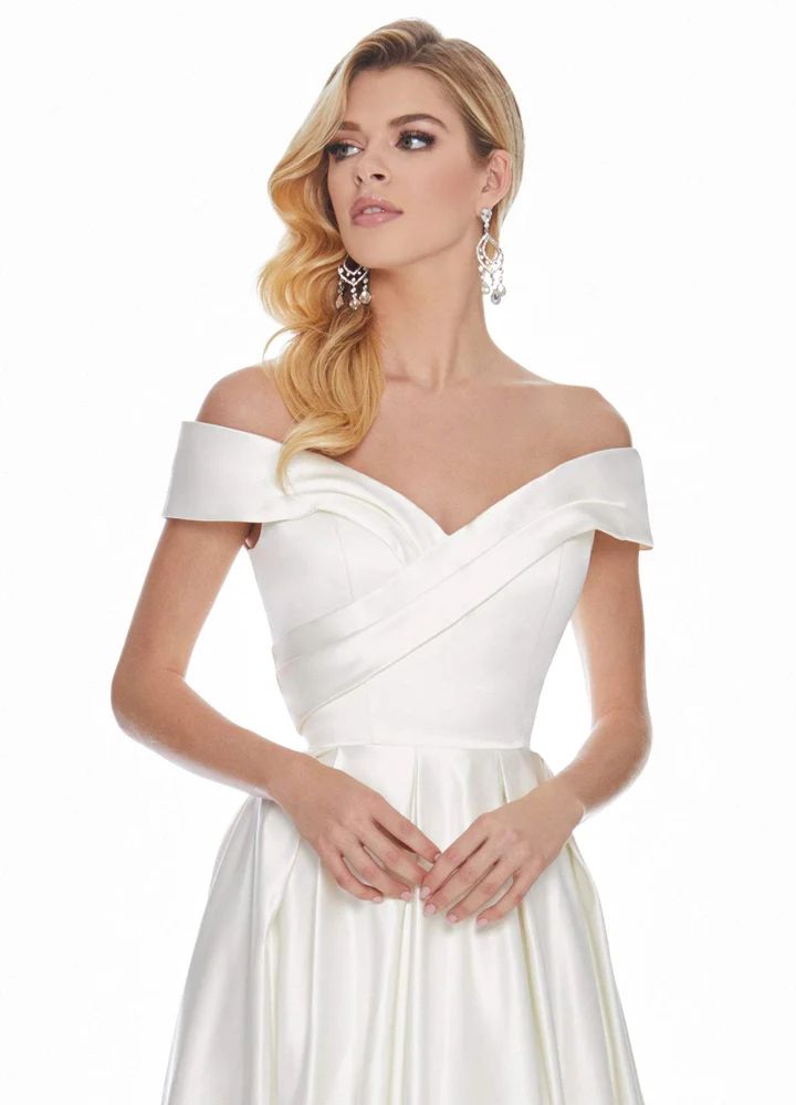 Style 1343  Ashley Lauren Plus Size -4 Off The Shoulder White A-line Dress on Queenly