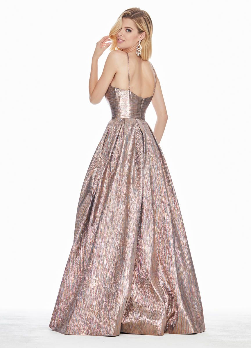 Style 1573 Ashley Lauren Size 0 Halter Gold A-line Dress on Queenly