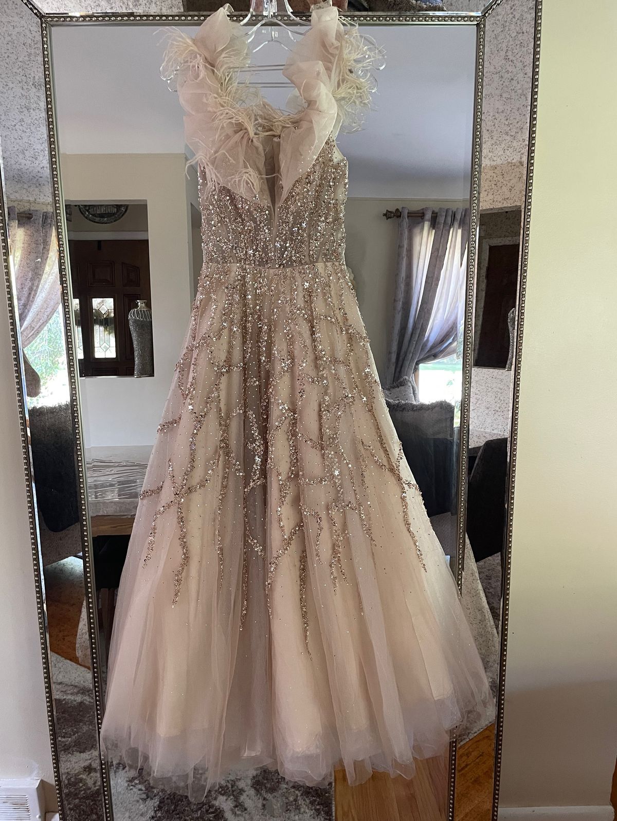 Size 4 Prom Off The Shoulder Nude Ball Gown on Queenly