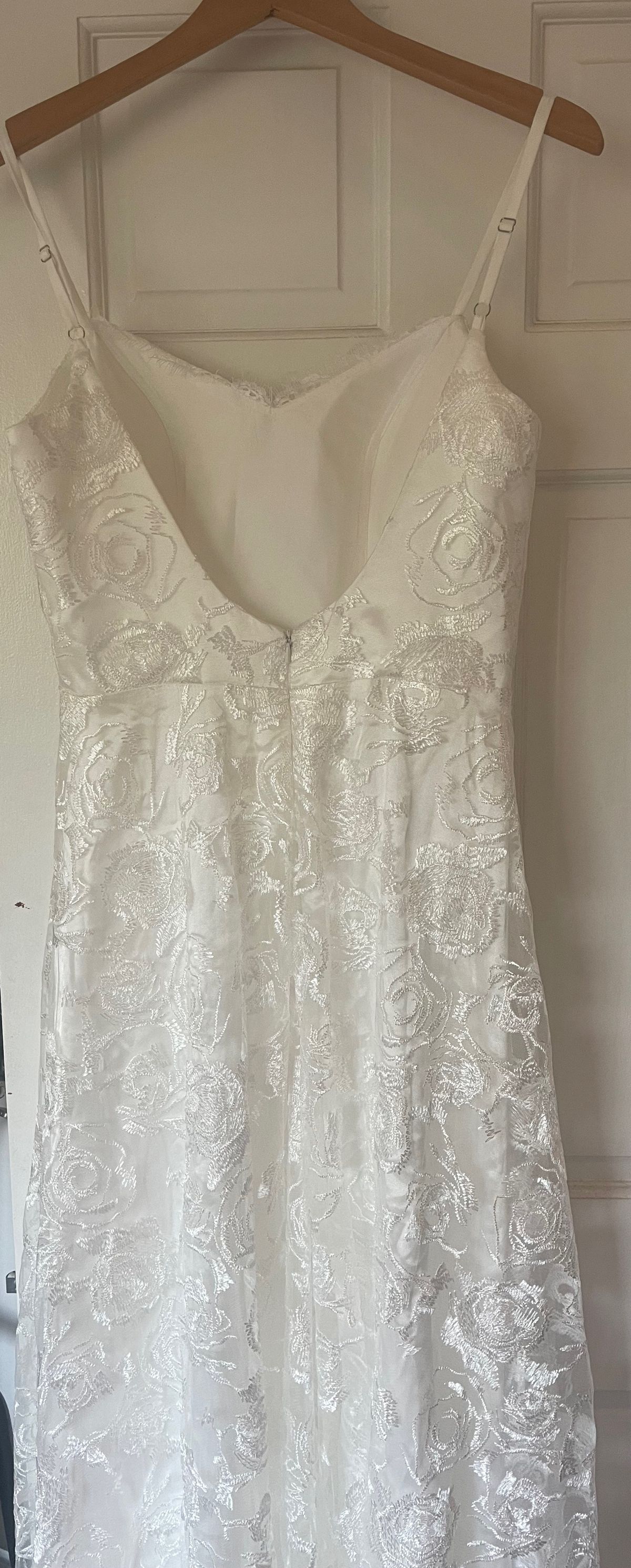 Whiskey Girl Size L Wedding Plunge Lace White Floor Length Maxi on Queenly