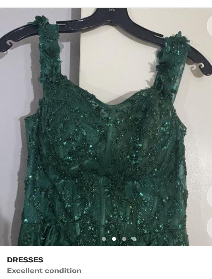 Size 2 Pageant Off The Shoulder Green Side Slit Dress on Queenly