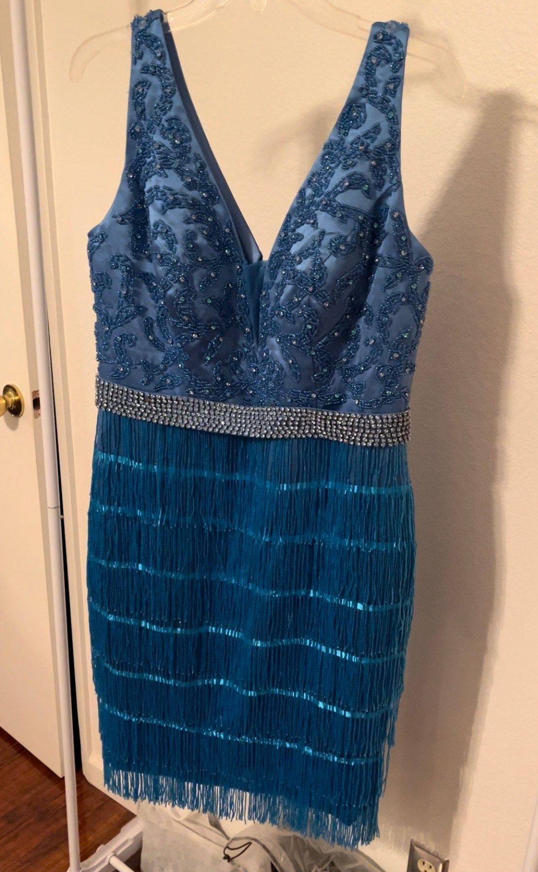 Size 10 Homecoming Sequined Blue Cocktail Dress on Queenly