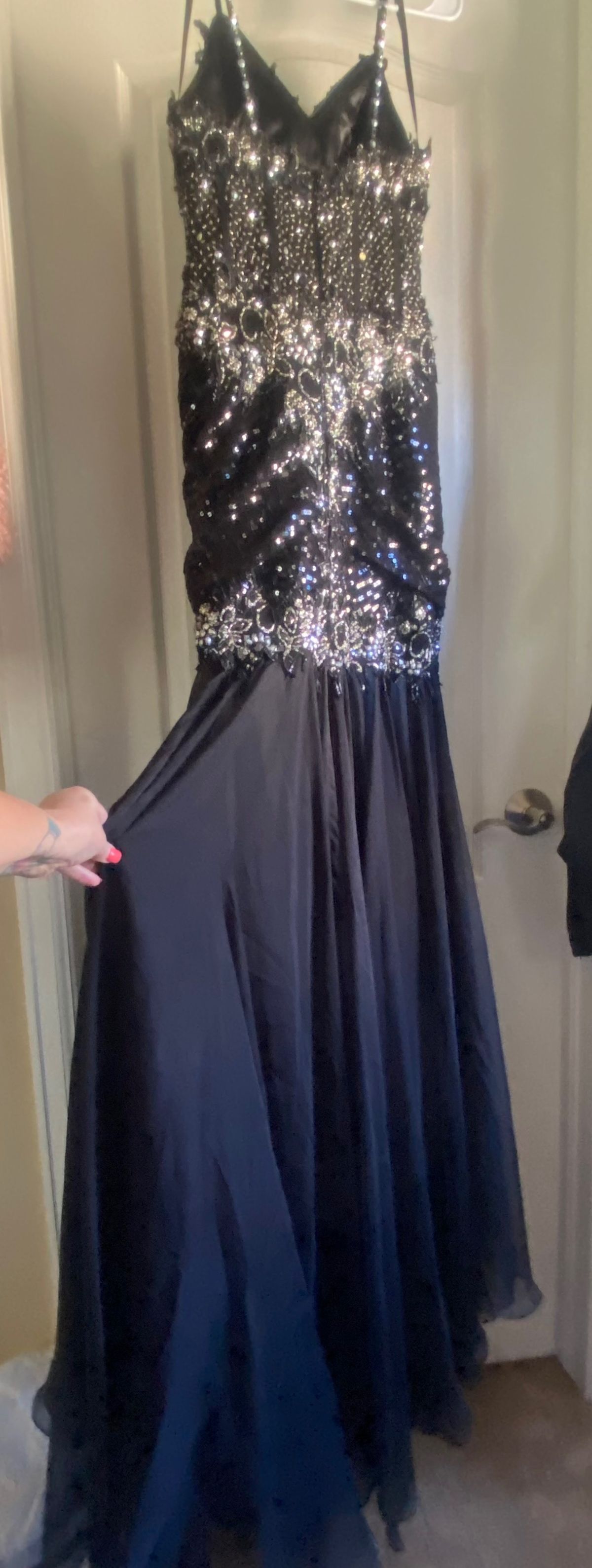 Johnathan Kayne Size 6 Prom Plunge Sequined Black Floor Length Maxi on Queenly