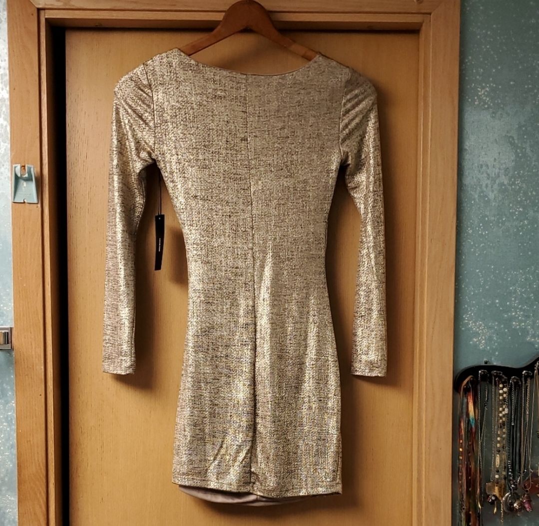 Lulus Size 0 Homecoming Long Sleeve Gold Cocktail Dress on Queenly
