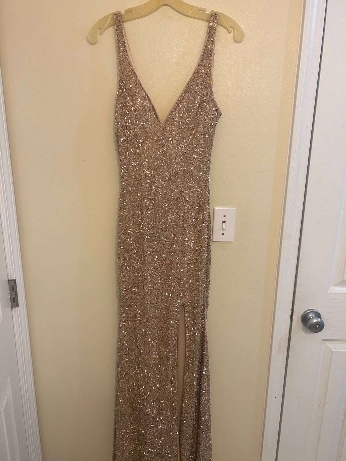 Style 1068 Mac Duggal Size S Prom Plunge Gold Side Slit Dress on Queenly