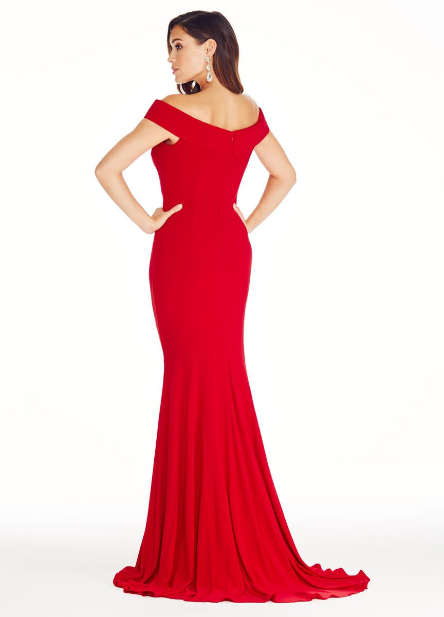 Style 1316 Ashley Lauren Size 8 Prom Off The Shoulder Red Side Slit Dress on Queenly