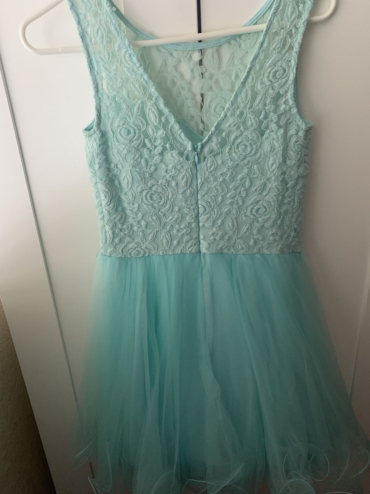 Dancing Queen Size M Homecoming Lace Light Green Cocktail Dress on Queenly