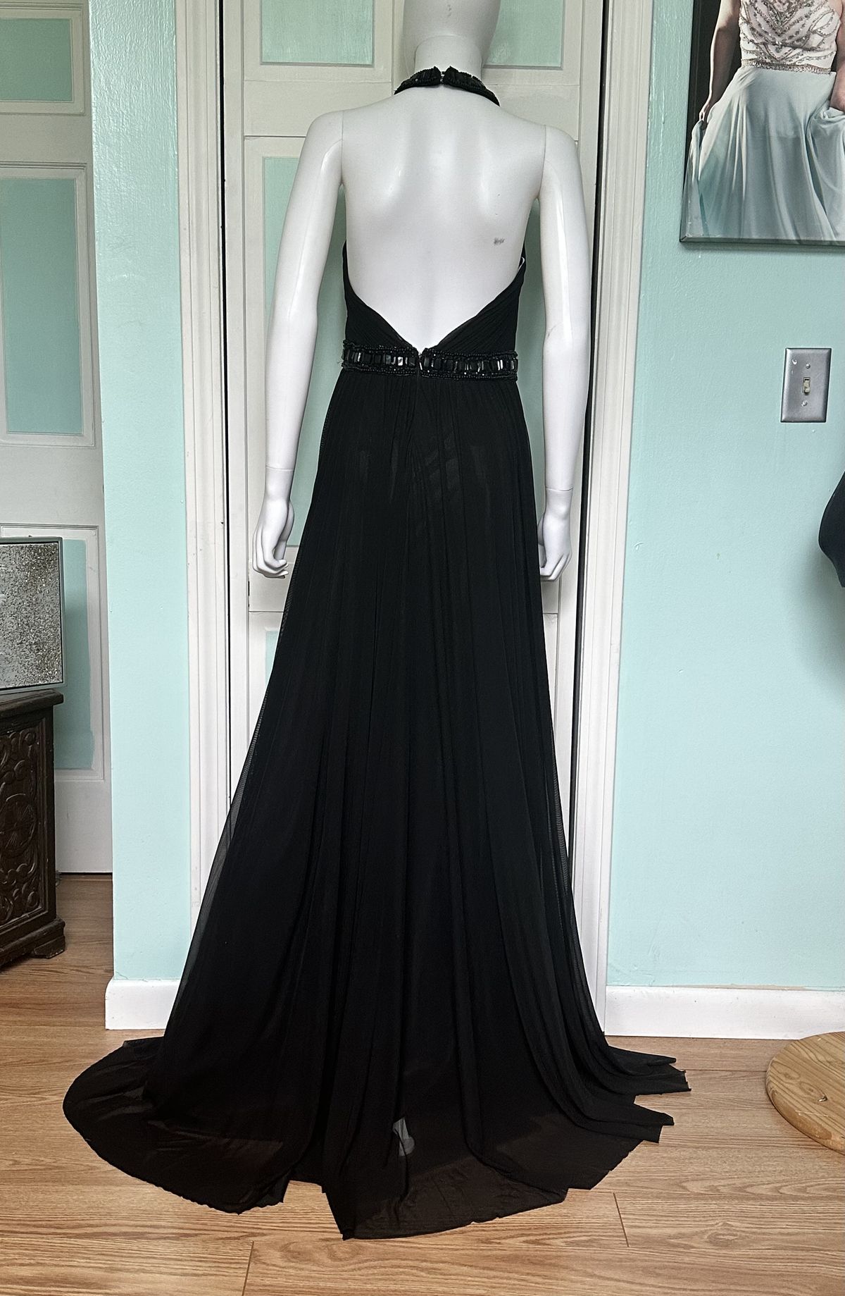 Style 50089 Sherri Hill Size 12 Prom High Neck Sequined Black A-line Dress on Queenly