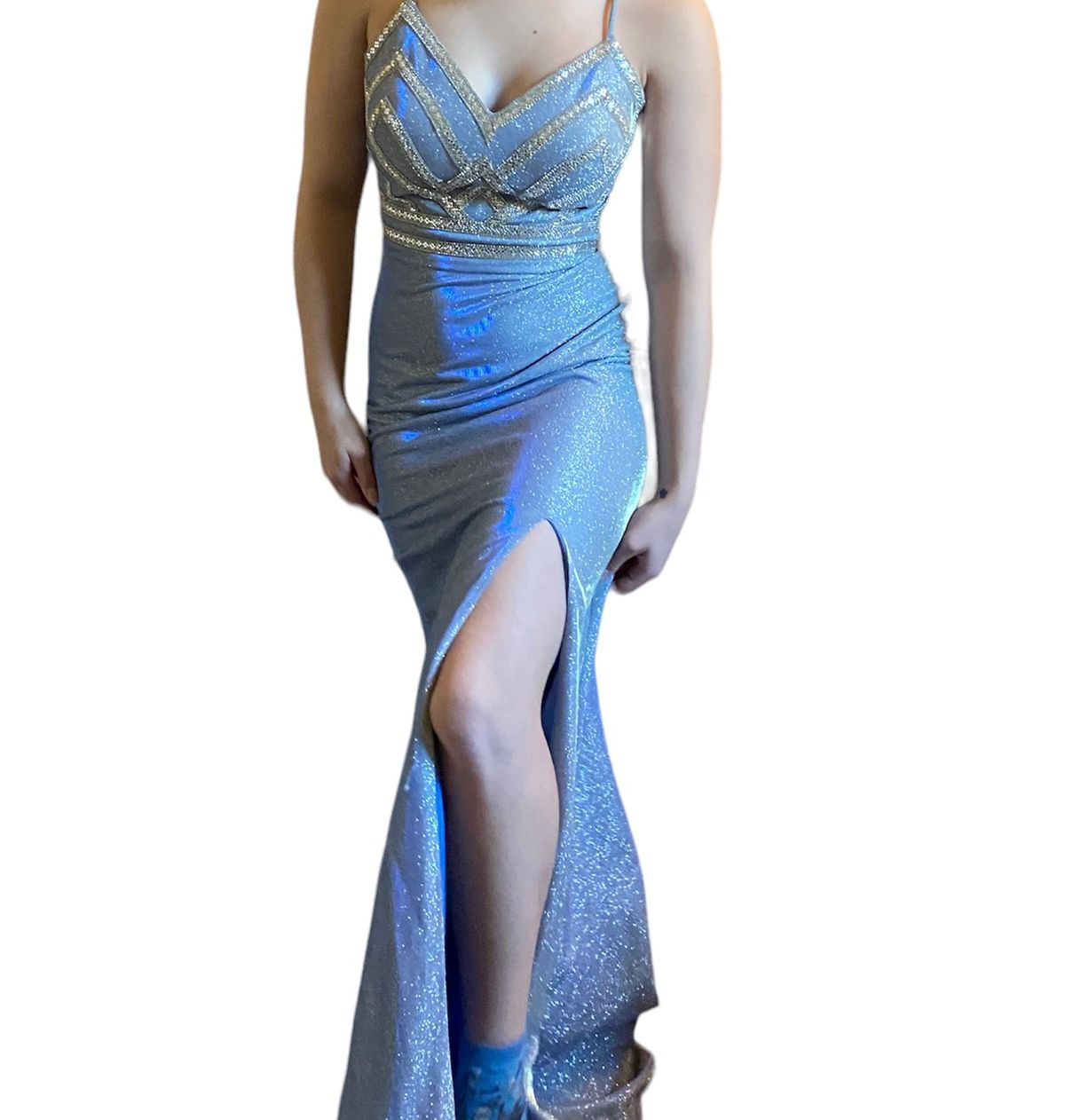 Size 2 Prom Plunge Sequined Light Blue Side Slit Dress on Queenly
