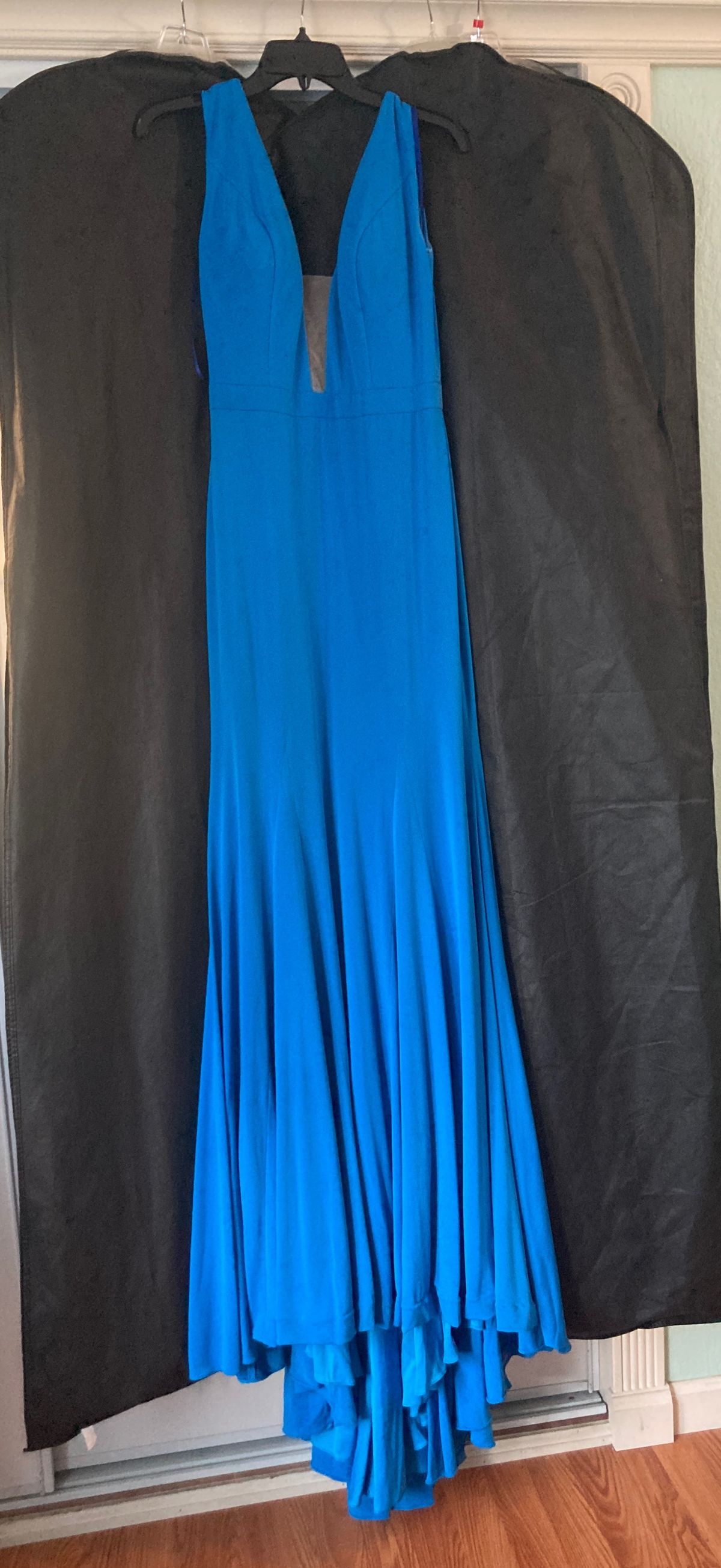 Jovani Size 6 Prom Plunge Blue A-line Dress on Queenly