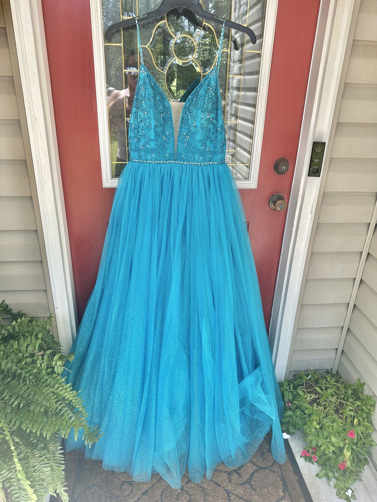 MoriLee Size 10 Homecoming Plunge Light Blue Ball Gown on Queenly