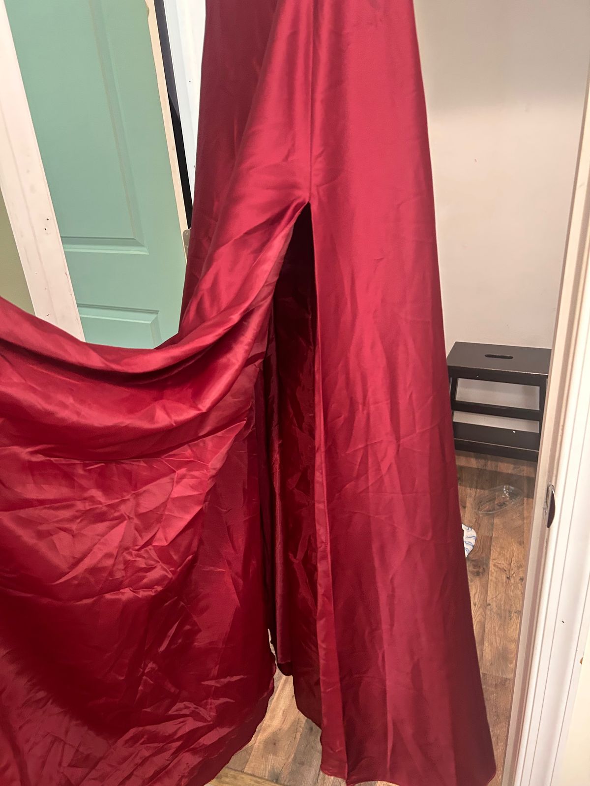 Windsor Size 6 Prom Plunge Red Side Slit Dress on Queenly