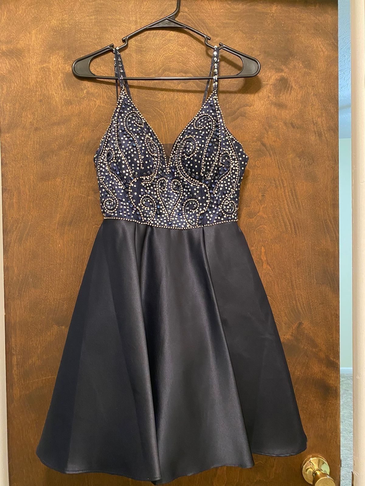 Dancing Queen Size S Homecoming Plunge Sequined Navy Blue A-line Dress on Queenly