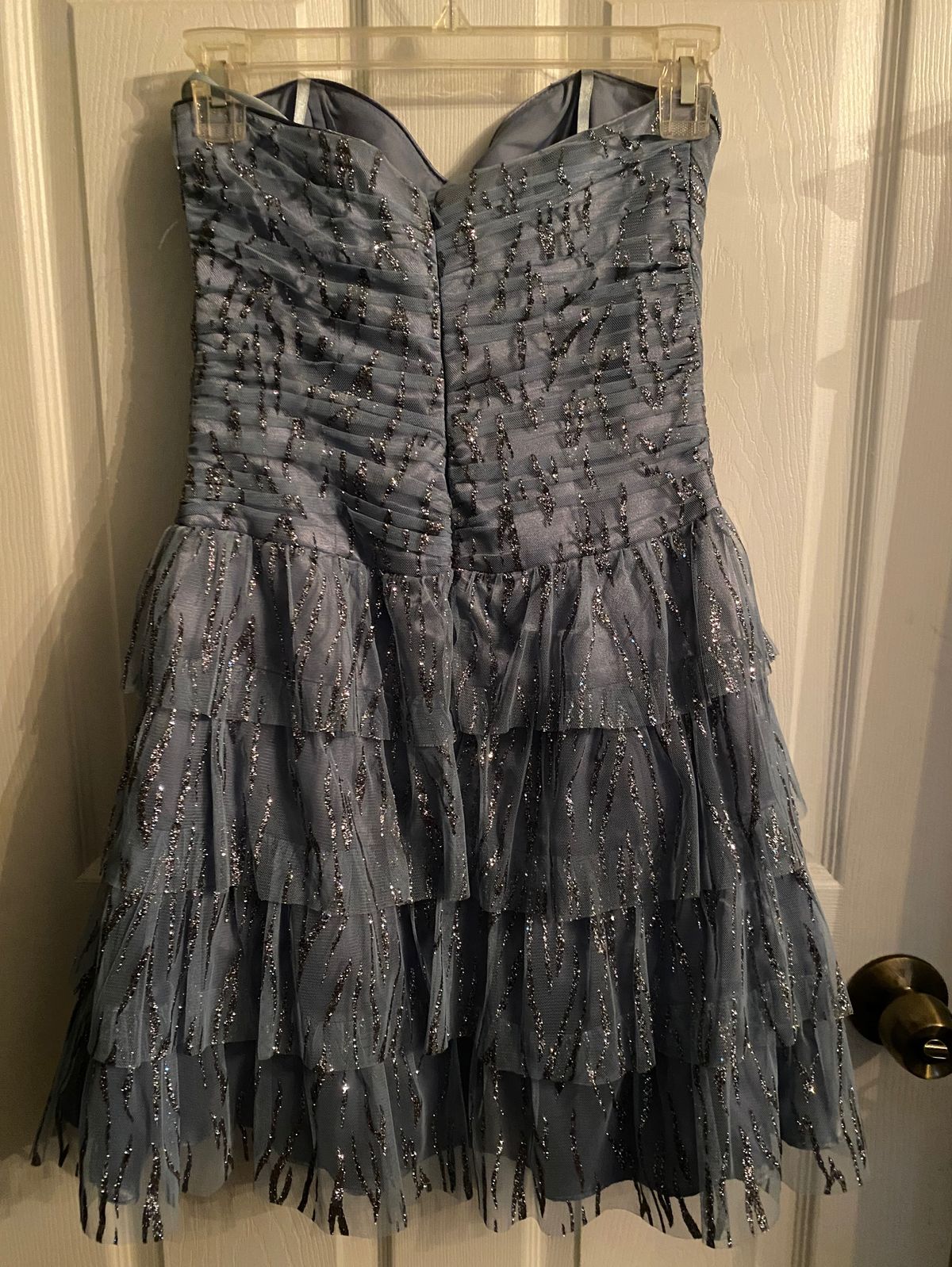 Size 4 Homecoming Strapless Blue Cocktail Dress on Queenly