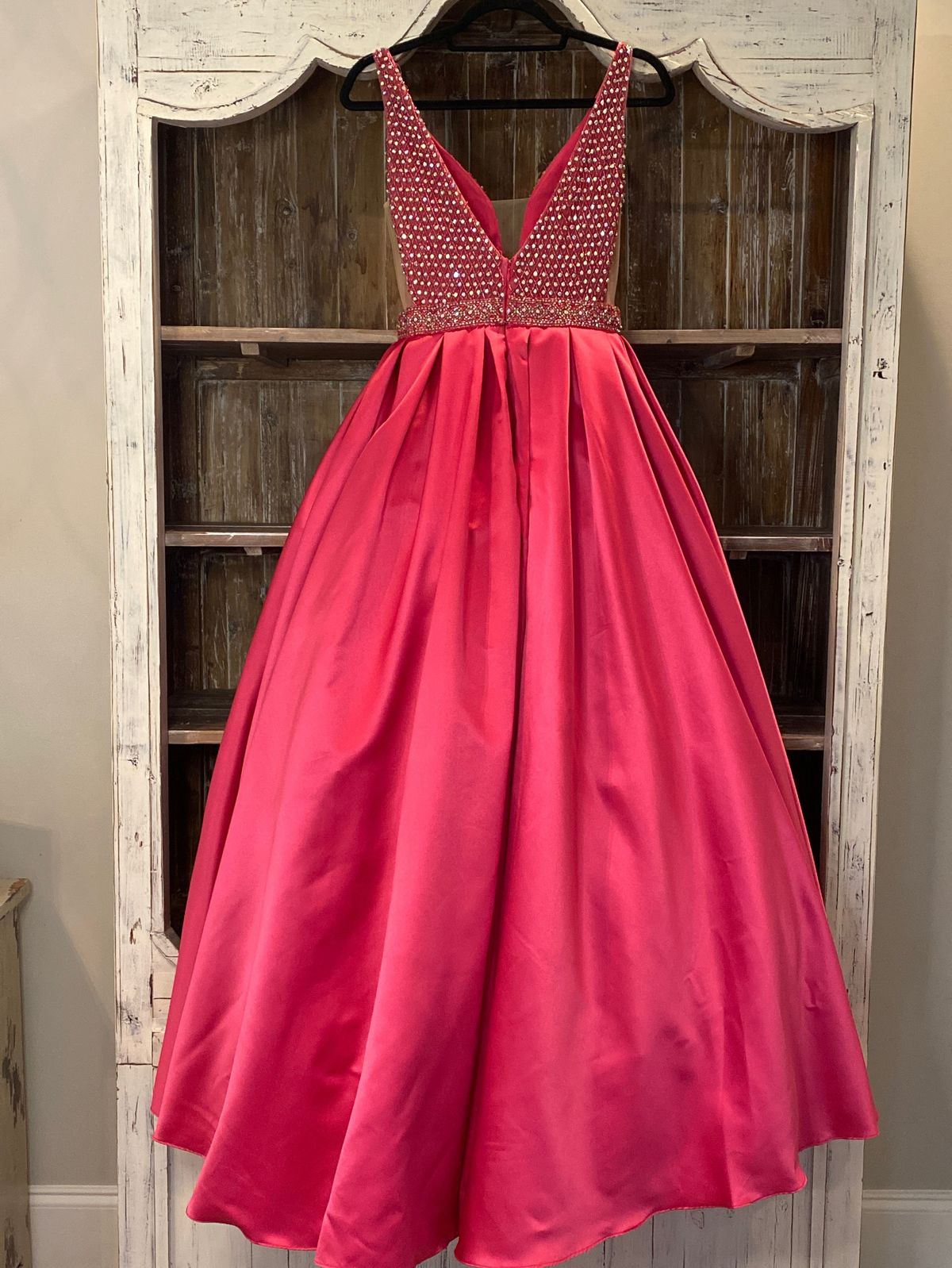 Vienna Size 4 Prom Plunge Hot Pink Ball Gown on Queenly
