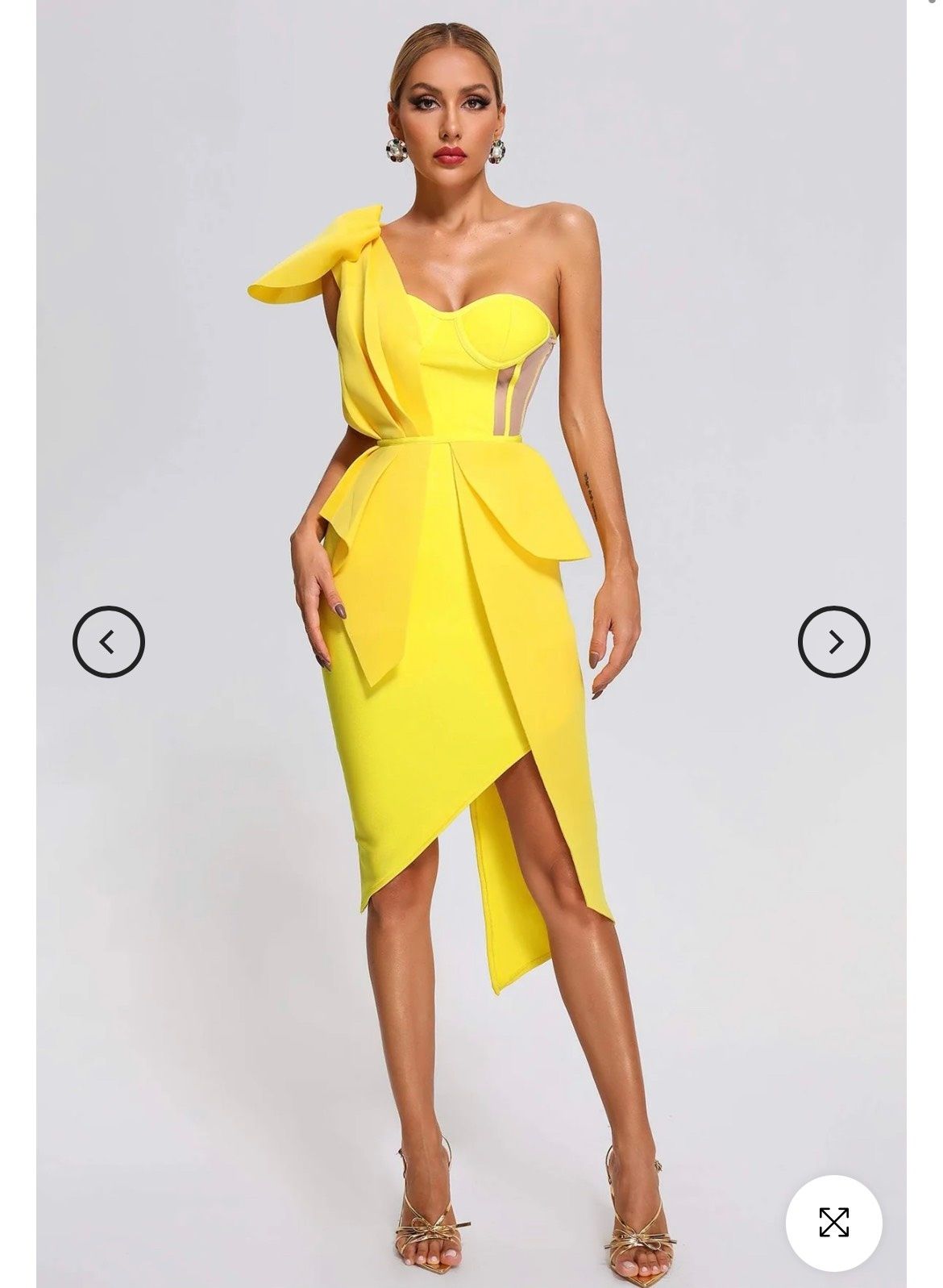 Bella Barnett Size 6 Prom One Shoulder Yellow Cocktail Dress on Queenly