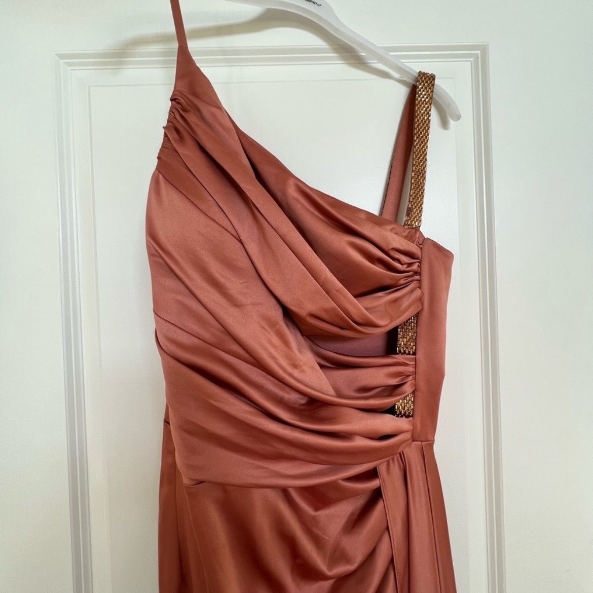 Size 10 Prom One Shoulder Orange Side Slit Dress on Queenly