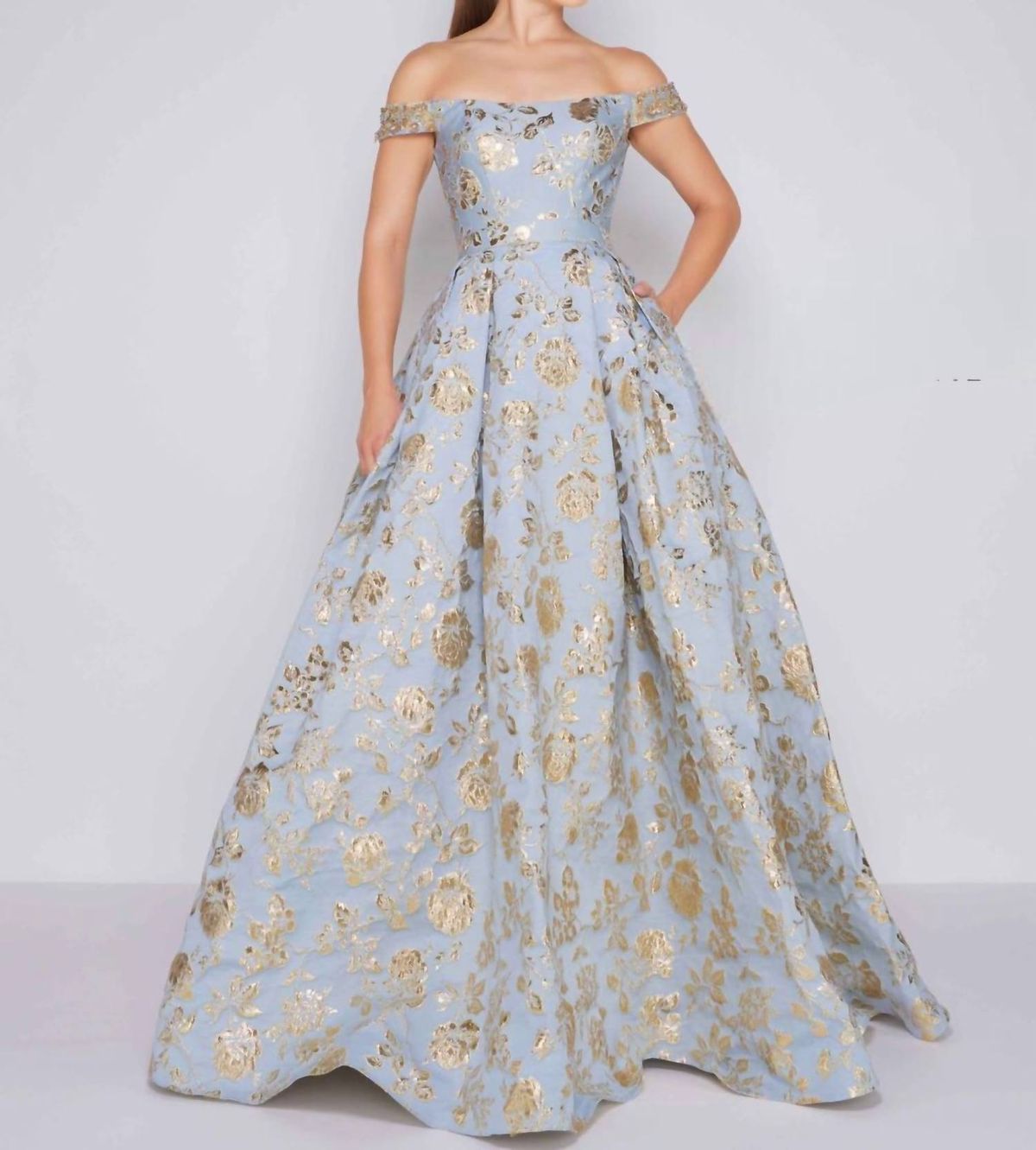 Style 1-3684036362-649 MAC DUGGAL Size 2 Off The Shoulder Floral Blue Ball Gown on Queenly
