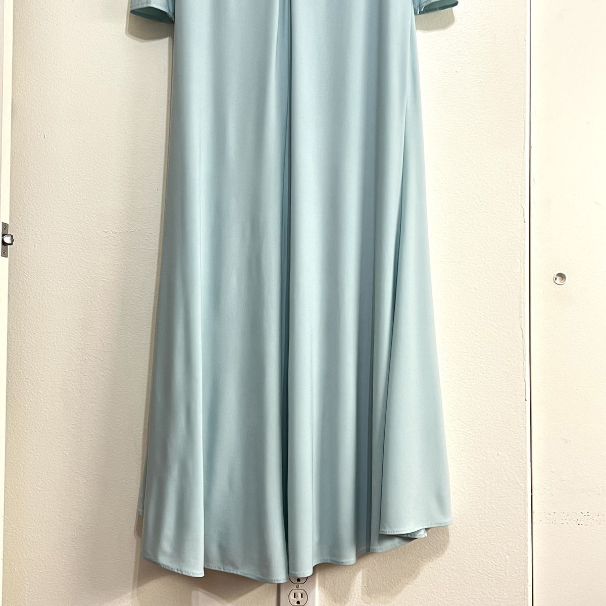Size 6 Long Sleeve Blue A-line Dress on Queenly