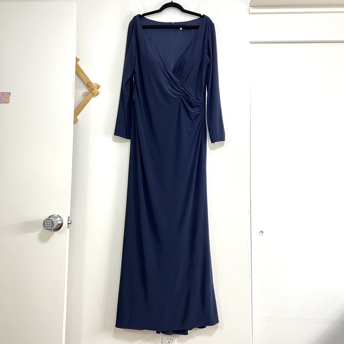 Mac Duggal Size 14 Long Sleeve Blue A-line Dress on Queenly