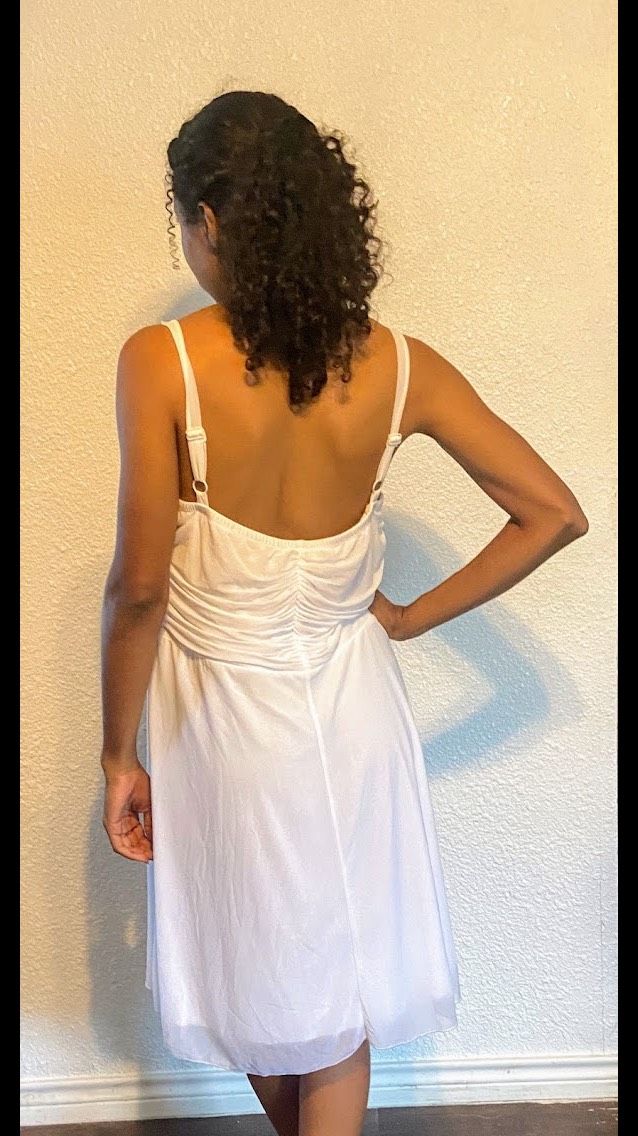 Stitch Between Size 14 White Cocktail Dress on Queenly