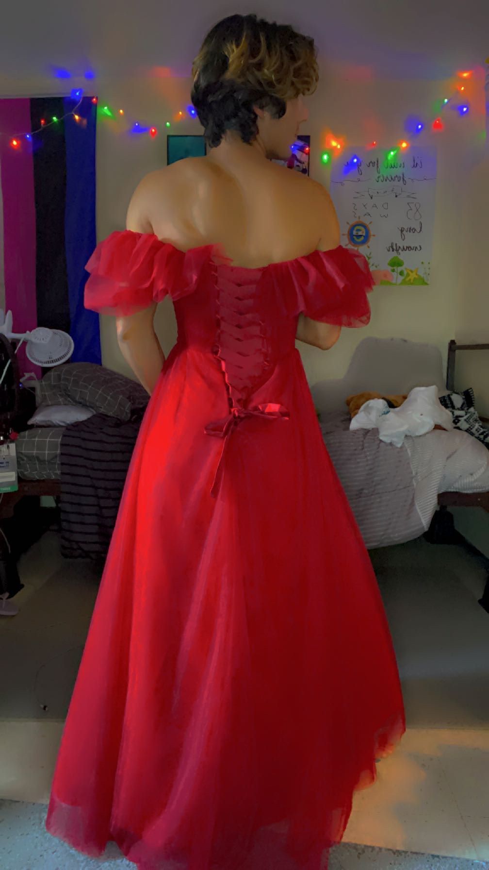 Size S Prom Off The Shoulder Red Ball Gown on Queenly