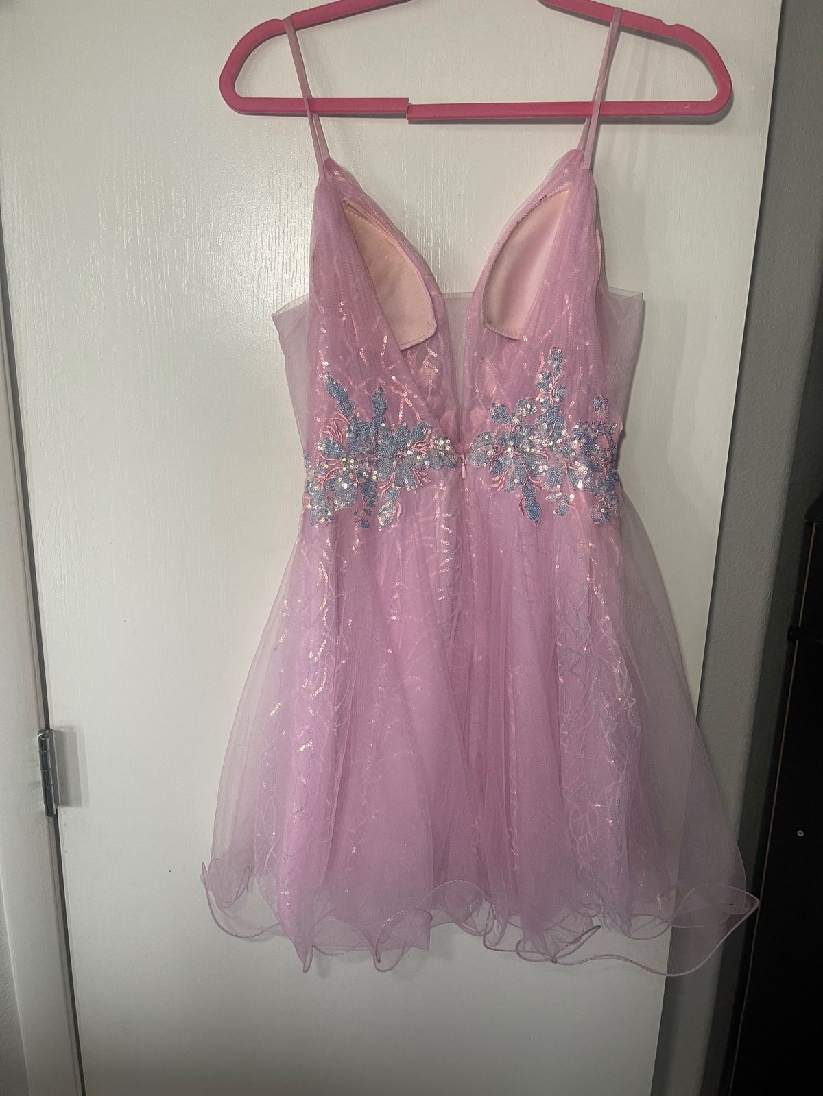 Style 22517 Jovani Size 0 Prom Plunge Pink Cocktail Dress on Queenly
