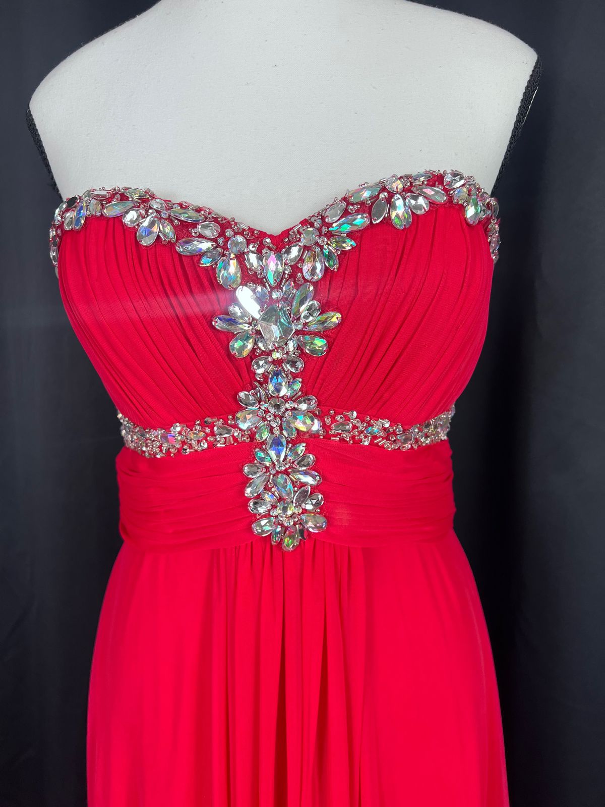 Size 8 Prom Strapless Red A-line Dress on Queenly