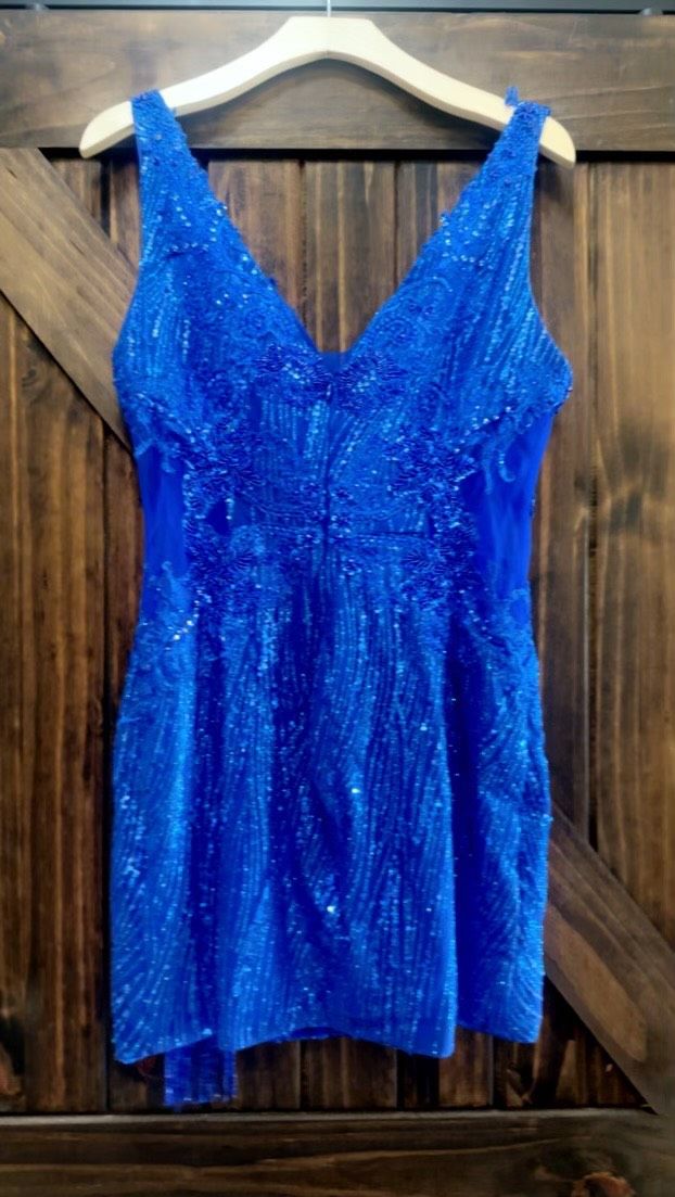Portia and Scarlett Size 10 Prom Plunge Blue A-line Dress on Queenly